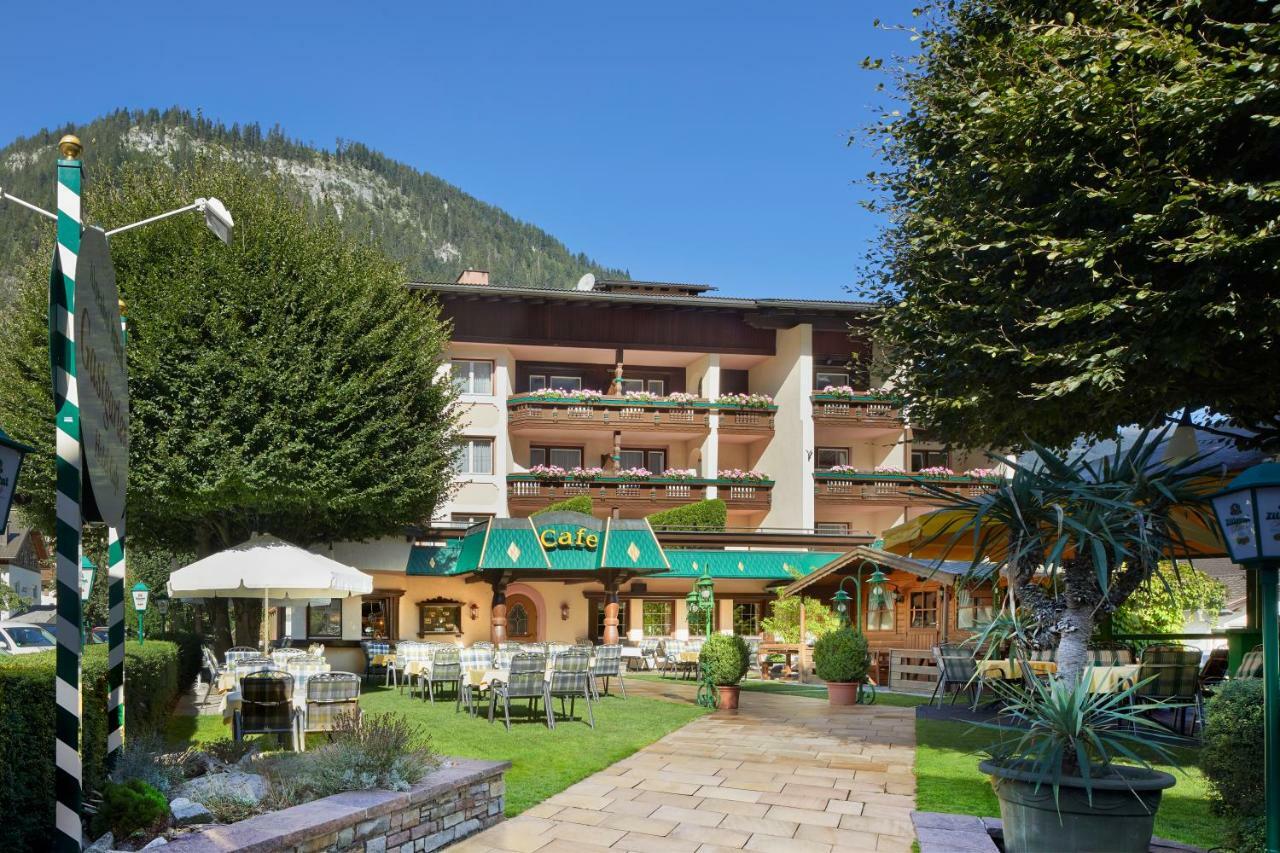 Hotel Alpenhof Kristall Mayrhofen Exterior photo